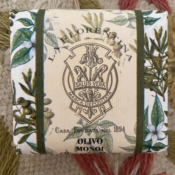 La Florentina I Olive Oil & Monoi I Paper Wrapped Soap - Picture 2 of 15
